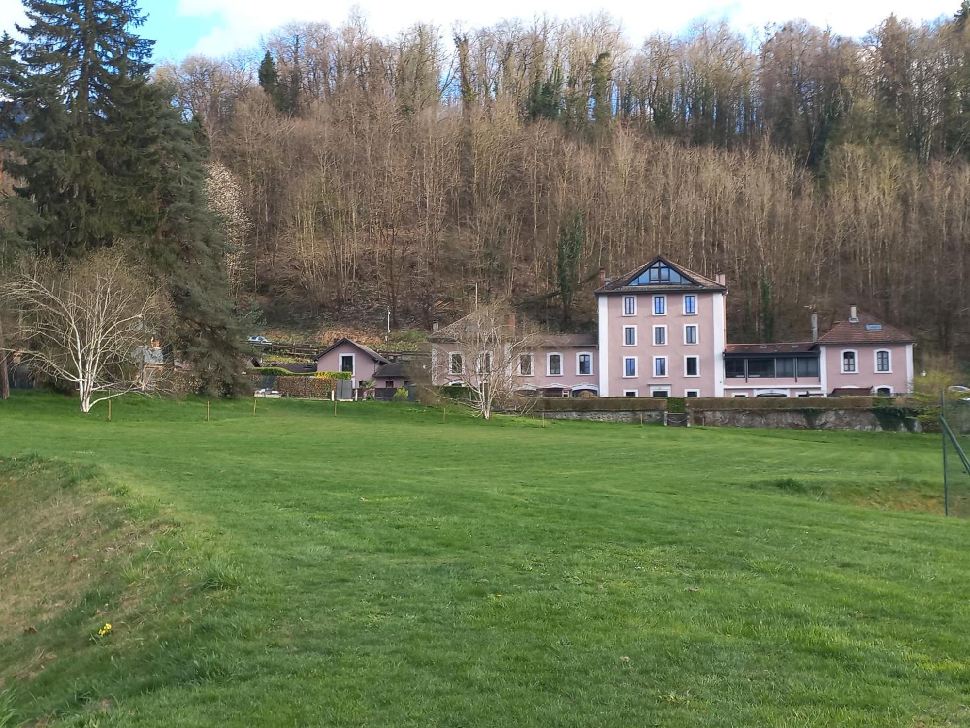 Residence Du Parc Saint-Martin-d'Uriage ภายนอก รูปภาพ