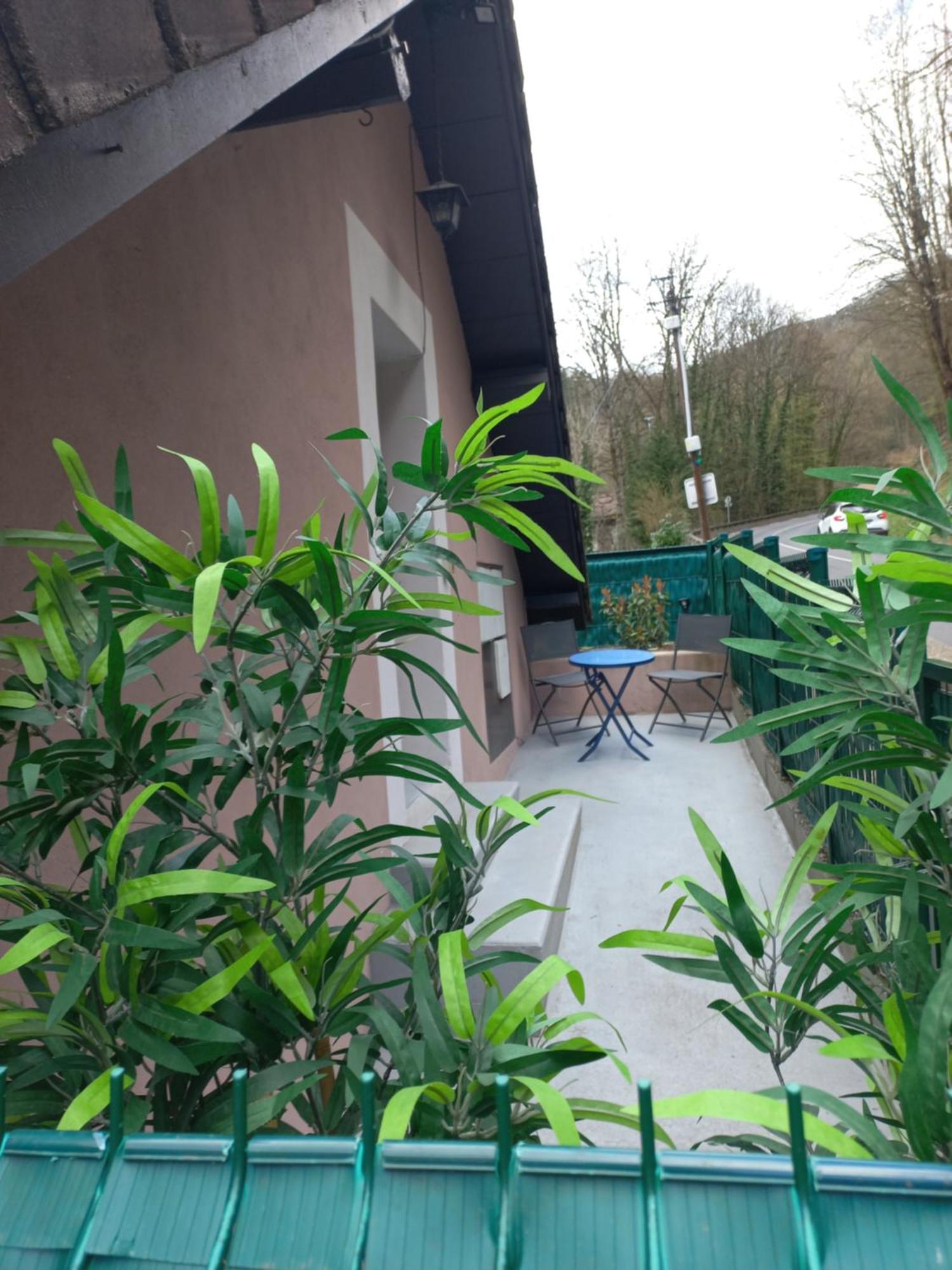 Residence Du Parc Saint-Martin-d'Uriage ภายนอก รูปภาพ