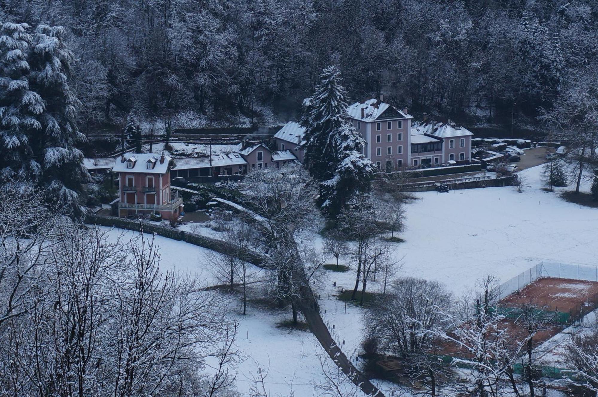 Residence Du Parc Saint-Martin-d'Uriage ภายนอก รูปภาพ